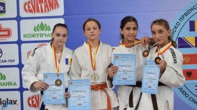 MİNİKLER JUDO BALKAN ŞAMPİYONASINDA DÜZCELİ SPORCULAR KÜRSÜDEKİ YERİNİ ALDI.