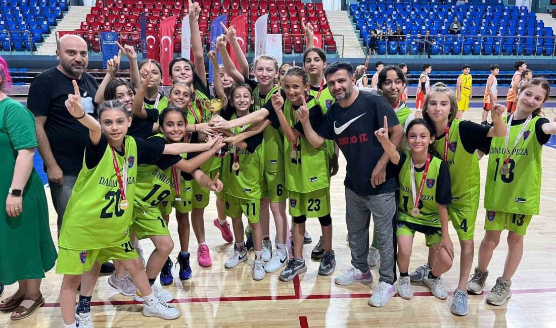 ÜSABAKALARDA DÜZCE BASKET SPOR