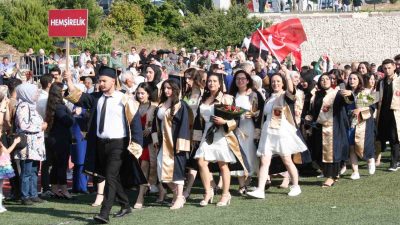 BİLECİK’TE MEZUNİYET COŞKUSU YAŞANDI