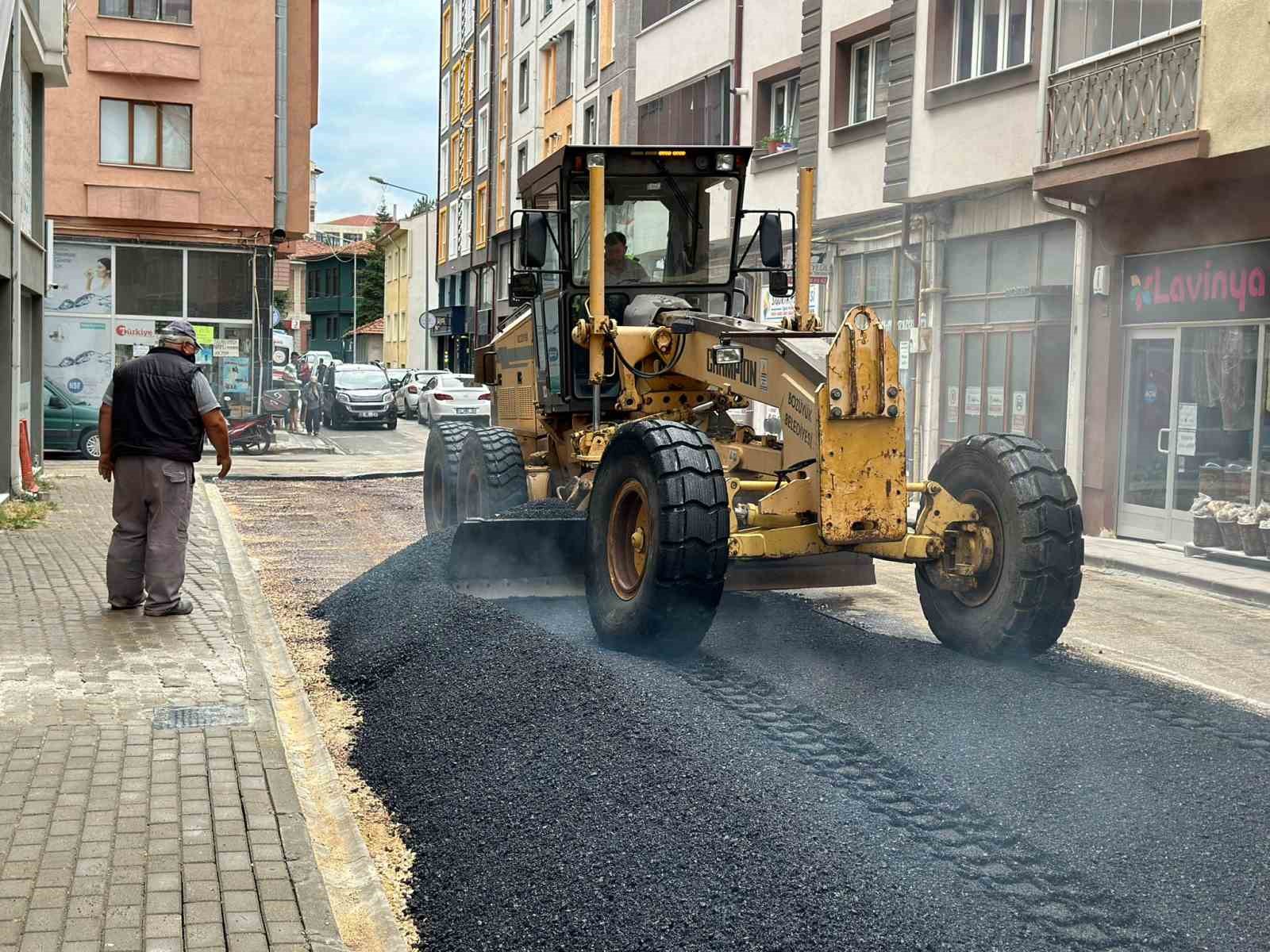 Bozüyük’te çalışmalar hız kesmeden devam ediyor