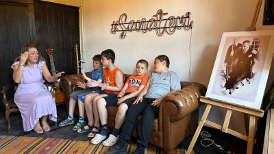 BOZÜYÜK’TE ÇOCUKLAR SANATEVİ’NDE GÜZEL BİR YAZ TATİLİ GEÇİRİYOR