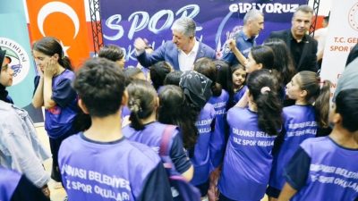 DİLOVASI BELEDİYESİ TARAFINDAN DÜZENLENEN YAZ SPOR OKULLARI, 2024 SEZONUNUN AÇILIŞINI