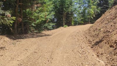 DÜZCE’NİN GÖLYAKA İLÇESİNDE ORMAN YOLLARINDA 8 KİLOMETRELİK BÜYÜK ONARIM ÇALIŞMALARINI