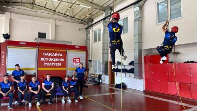 SAKARYA BÜYÜKŞEHİR BELEDİYESİ İTFAİYE DAİRESİ BAŞKANLIĞI, ÜNİVERSİTELERDEN STAJ İÇİN GELEN