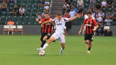 BEŞİKTAŞ, KOCAELİ'NDE OYNADIĞI HAZIRLIK MAÇINDA GENÇLERBİRLİĞİ'Nİ 2-0'LIK SKORLA MAĞLUP ETTİ.