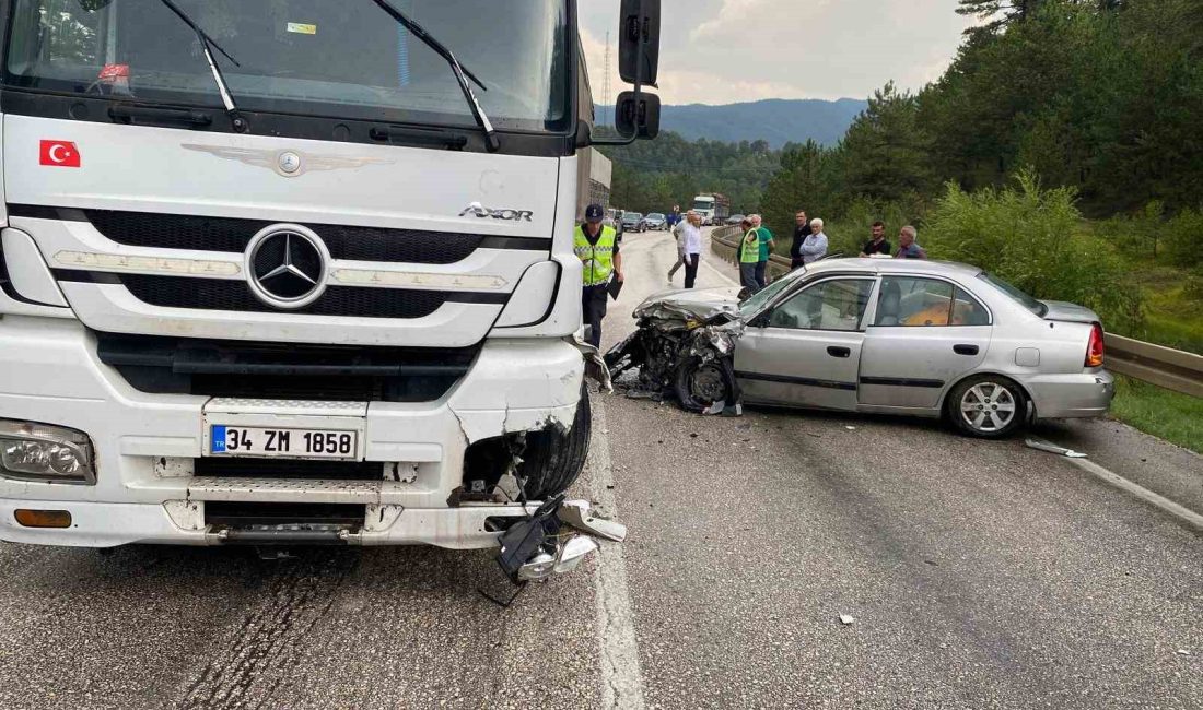 BOLU’DA OTOMOBİLLE TIRIN ÇARPIŞMASI