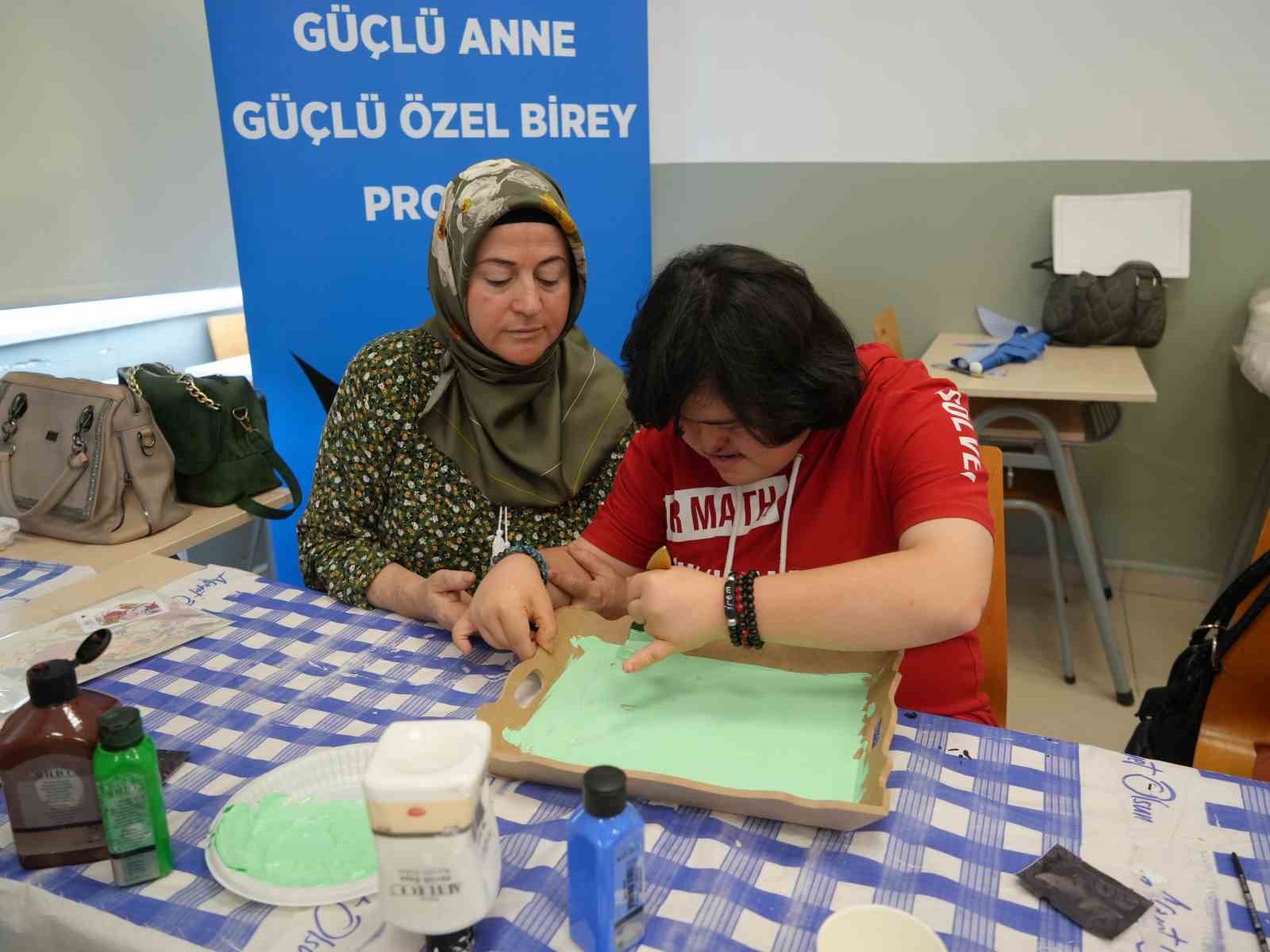 KASTAMONU ÜNİVERSİTESİ SAĞLIK BİLİMLERİ FAKÜLTESİ TARAFINDAN HAYATA GEÇİRİLEN “GÜÇLÜ ANNE