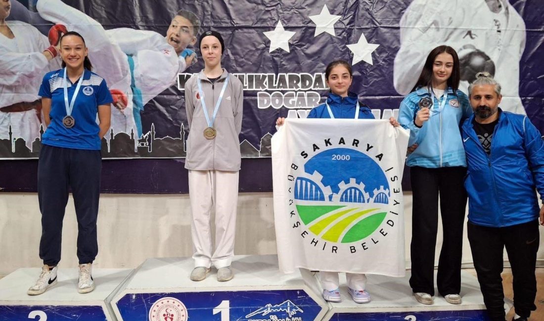 SAKARYA BÜYÜKŞEHİR BELEDİYESİ’NİN KARATE