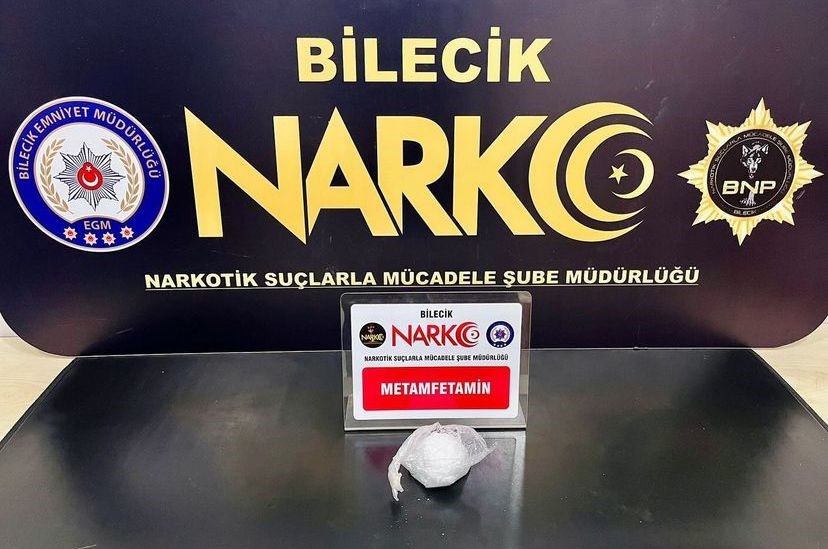 ŞÜPHELİ ŞAHSIN ÜZERİNDE YAPILAN ARAMADA 40,14 GRAM METAMFETAMİN MADDESİ ELE