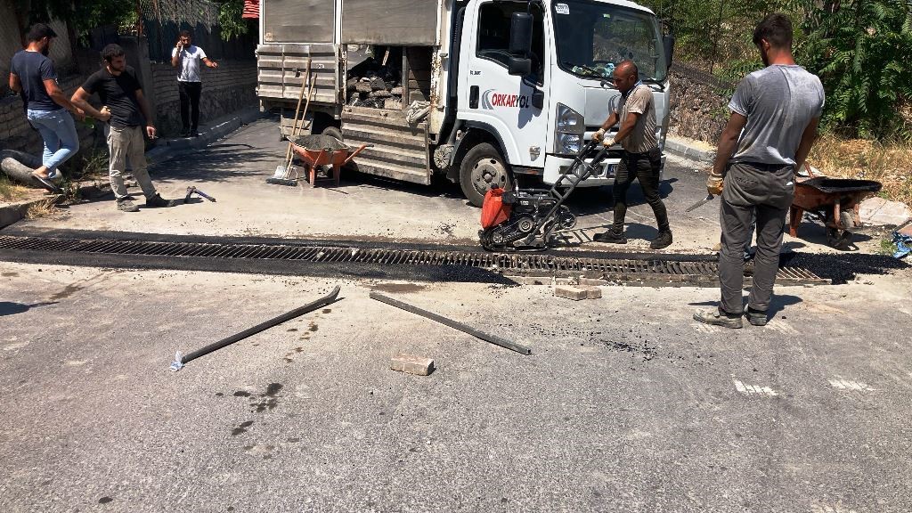 Su taşkınlarının önüne geçmek için mazgallarda çalışma