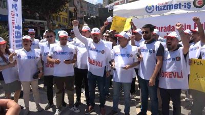 YALOVA BELEDİYESİ'NDE İŞTEN ÇIKARILAN YAKLAŞIK 150 İŞÇİ İÇİN ÇADIR KURULURKEN