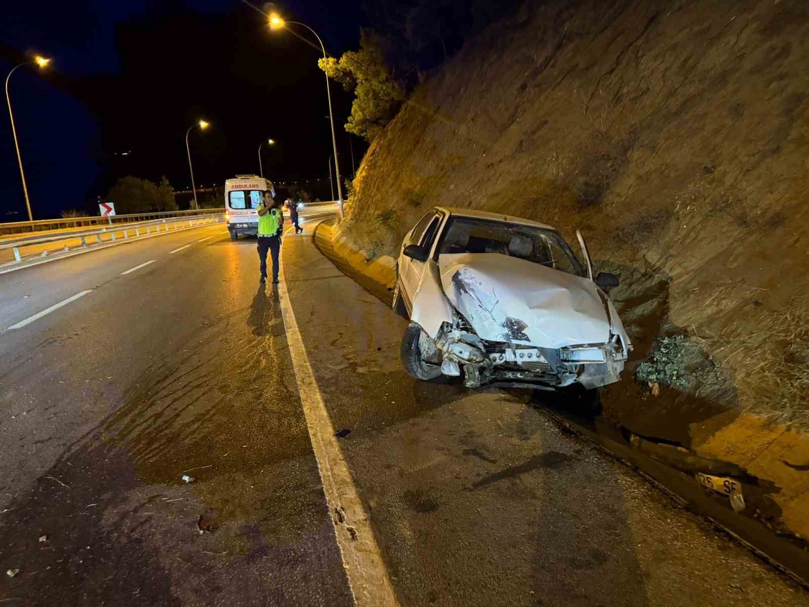 Bilecik’te meydana gelen trafik kazasında 2 kişi yaralandı