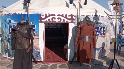 DÜZCE BELEDİYESİ, BİTLİS’İN AHLAT İLÇESİ’NDE MALAZGİRT ZAFERİ’NİN 953’ÜNCÜ YILDÖNÜMÜ ETKİNLİKLERİNE