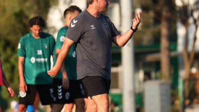 BB. ERZURUMSPOR İLE OYNAYACAK OLAN KOCAELİSPOR, KÖRFEZ BURUNGA TESİSLERİNDE İDMAN