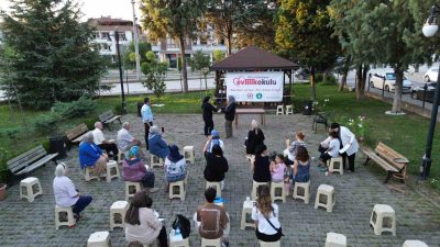 DÜZCE BELEDİYESİ TARAFINDAN AİLE BİRLİĞİNİN DEVAMLILIĞINI SAĞLAMA HEDEFİYLE YOLA ÇIKAN