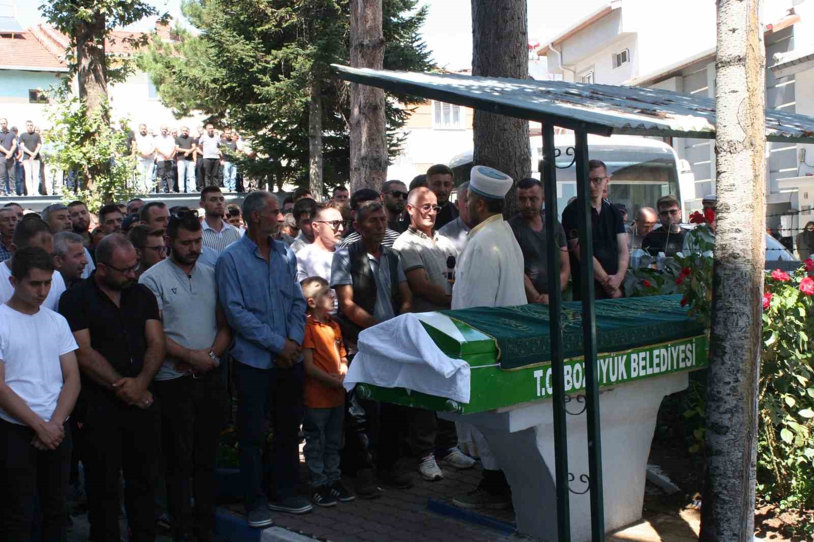 Hayatını kaybeden genç teknisyen ebediyete uğurlandı