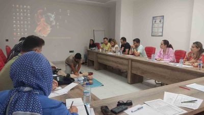 DÜZCE SAĞLIK MÜDÜRLÜĞÜ TARAFINDAN DÜZENLENEN TEMEL İLK YARDIM EĞİTİMİNE KAMU