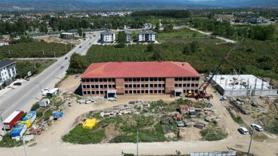 DÜZCE'NİN ESKİ OKULLARDAN BİRİSİ OLAN İSMETPAŞA ORTAOKULU YENİ YERİNDE Kİ