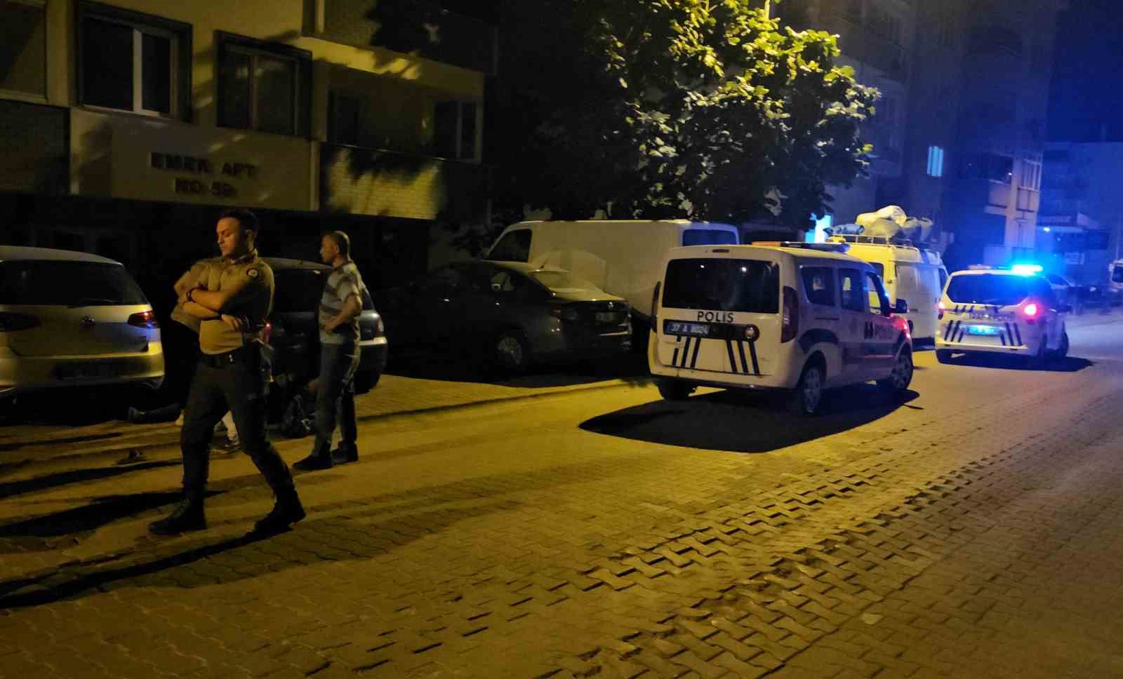 OLAY, DÜN GECE SAATLERİNDE CUMHURİYET MAHALLESİ MUZAFFER GÜZELANT CADDESİ'NDE MEYDANA