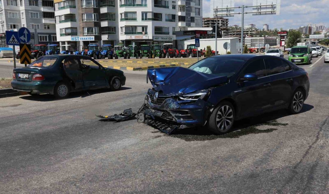 KASTAMONU’DA İKİ OTOMOBİLİN ÇARPIŞMASI NETİCESİNDE MEYDANA GELEN KAZADA 2 KİŞİ