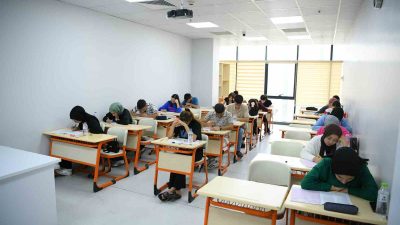 ÇAYIROVA BELEDİYESİ, YENİ EĞİTİM-ÖĞRETİM DÖNEMİ ÖNCESİNDE GENÇLİK MERKEZİ KURSLARINA KAYIT