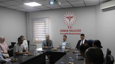 DÜZCE VALİ YARDIMCISI MUSTAFA PALA BAŞKANLIĞINDA SAĞLIK İL MÜDÜRÜ DR.