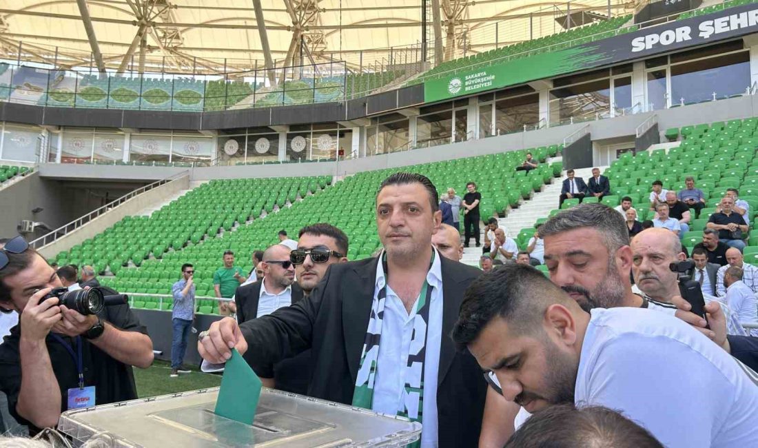 YAKLAŞIK İKİ AYDIR SAKARYASPOR