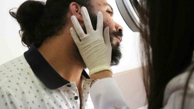 YAZ AYLARINDA ARTIŞ GÖSTEREN CİLT PROBLEMLERİ SEBEBİ İLE DERMATOLOJİ KLİNİKLERİNDE