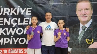 KASTAMONU’DA YAPILAN GENÇLER TÜRKİYE TAEKWONDO ŞAMPİYONASINDA DÜZCELİ SPORCULAR 2 MADALYA