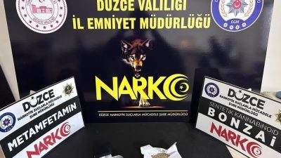 DÜZCE'DE NARKOTİK SUÇLARLA MÜCADELE EKİPLERİNİN YAPTIĞI OPERASYONLARDA YAKALANAN 2 ŞAHIS