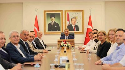 DÜZCE VALİSİ SELÇUK ASLAN, DÜZCE BELEDİYE BAŞKANI DR. FARUK ÖZLÜ