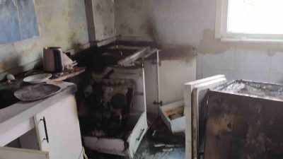 YALOVA MERKEZE BAĞLI ELMALIK KÖYÜNDE BİR EVDE ÇIKAN MUTFAK YANGINI