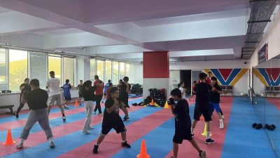 DİLOVASI YAZ SPOR OKULLARI, BU YIL DA BÜYÜK İLGİ GÖRÜYOR.