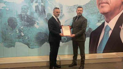 SAĞDAKİ ATANAN SOLDAKİ TEŞKİLAT BAŞKANI