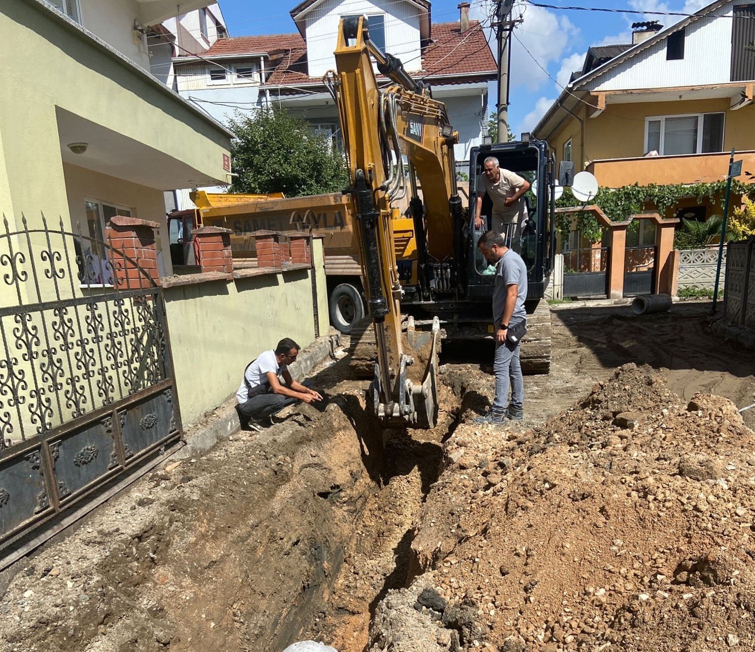 Altyapısı tamamlanan mahallelerde asfalt serimleri başlayacak