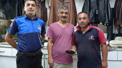 DÜZCE BELEDİYESİ TEMİZLİK İŞLERİ MÜDÜRLÜĞÜ’NDE GÖREVLİ PERSONEL KADİR VAR SABAH