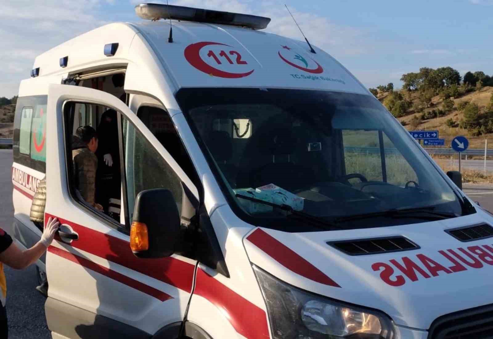 Bilecik’te meydana gelen trafik kazasında 2 kişi yaralandı