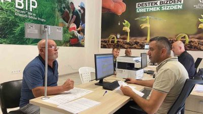 KOCAELİ'DE ÇİFTÇİLERE SONBAHAR DÖNEMİNDE YÜZDE 75 HİBELİ YEM BİTKİSİ TOHUMU