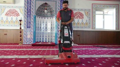 DÜZCE BELEDİYESİ TEMİZLİK İŞLERİ MÜDÜRLÜĞÜ, BÜNYESİNDE OLUŞTURULAN CAMİ TEMİZLİK EKİBİ