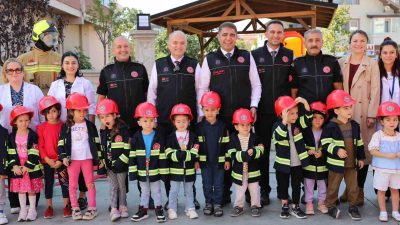 DÜZCE VALİSİ SELÇUK ASLAN VE DÜZCE BELEDİYE BAŞKANI DR. FARUK