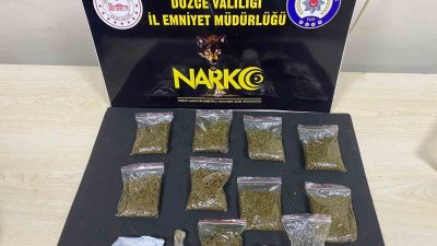 DÜZCE CUMHURİYET BAŞSAVCILIĞI KOORDİNESİNDE YÜRÜTÜLEN OPERASYONDA ŞEHİR DIŞINDAN DÜZCE’YE UYUŞTURUCU
