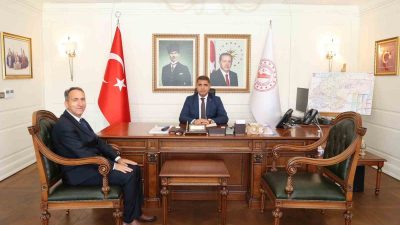 VALİ SELÇUK ASLAN, DÜZCE DEFTERDAR VEKİLİ OLARAK ATANAN REYHAN KÖKCÜ’YÜ