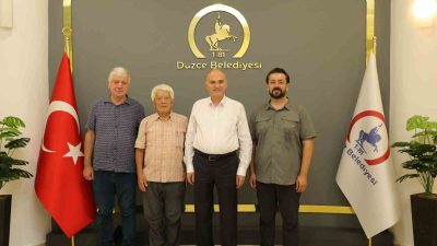 DÜZCE'DE ÇEŞİTLİ ÇALIŞMALAR YAPARAK ARAŞTIRMALARINI SÜRDÜREN JAPON DEPREM UZMANI PROF.