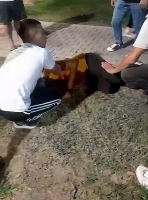 SAKARYA’NIN ADAPAZARI İLÇESİNDE KISKANÇLIK SEBEBİYLE ÇIKAN KAVGADA, EŞİNİN ESKİ KOCASI