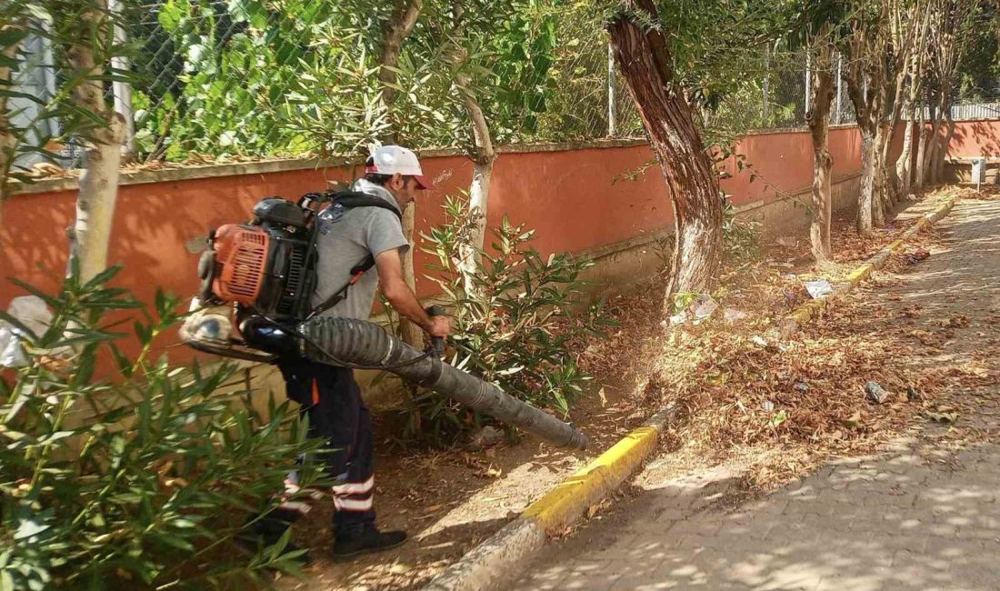 KÖRFEZ'DE BELEDİYE EKİPLERİ, İLÇE