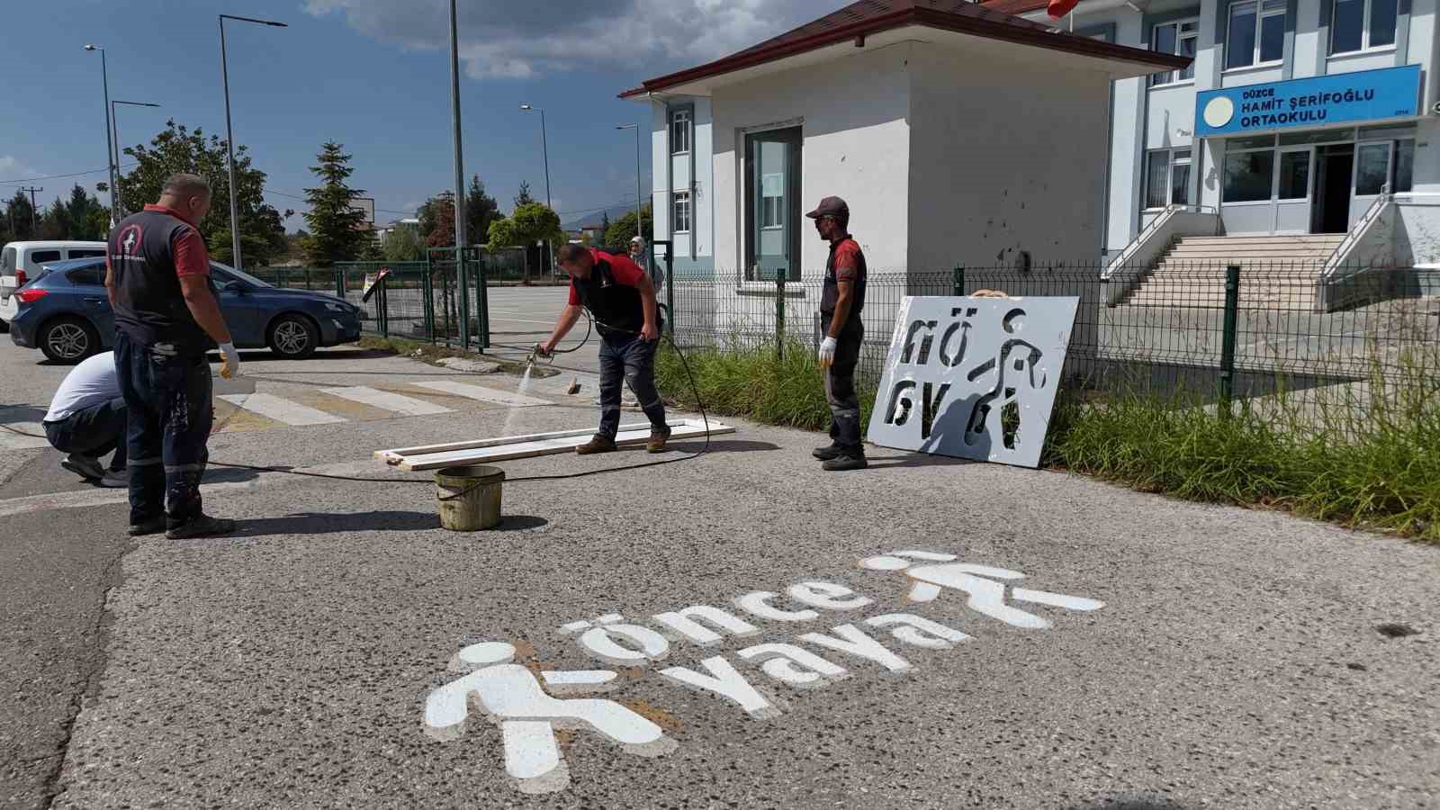 Okul çevrelerine yaya güvenliği