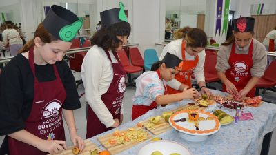 SAKARYA BÜYÜKŞEHİR BELEDİYESİ SOSYAL GELİŞİM MERKEZİ’NDE (SGM) YENİ DÖNEM KURS