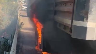 DÜZCE'DE BALATALARI TUTUŞAN TIRIN DORSESİ ALEV ALEV YANDI.