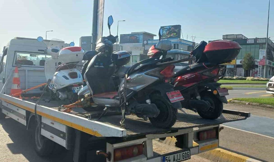 SAKARYA’DA MOTOSİKLET VE MOTORLU