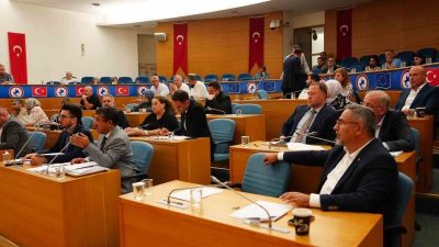 DÜZCE BELEDİYE MECLİSİ, EKİM AYI BİRİNCİ BİRLEŞİMİ GERÇEKLEŞTİRİLDİ. MECLİS BAŞKAN